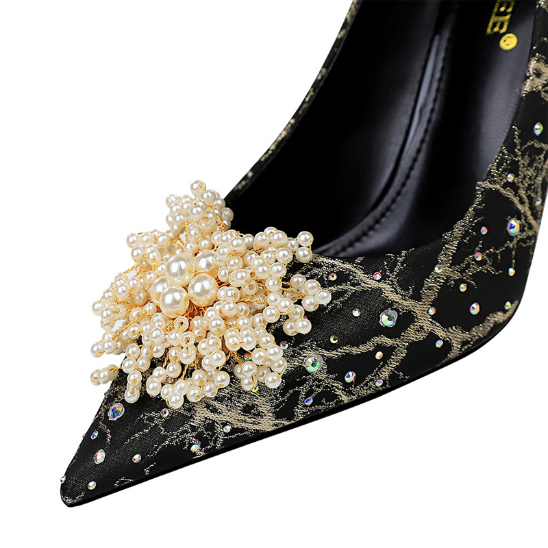 BIGTREE Scarpe Fiori di perle  - Shoe Tree recensione e prezzo