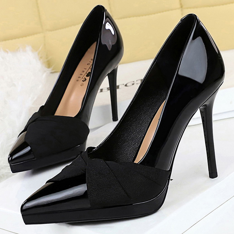 Scarpe da Donna con Tacco Alto - Shoe Tree recensione e prezzo